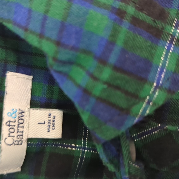 Craft & Barrow Sz L Blue and Green Button Down Flannel Shirt - Picture 2 of 5